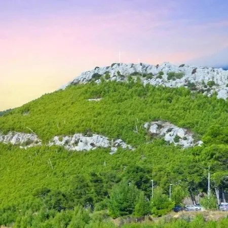 Seaview, Mountains And Sunrise *